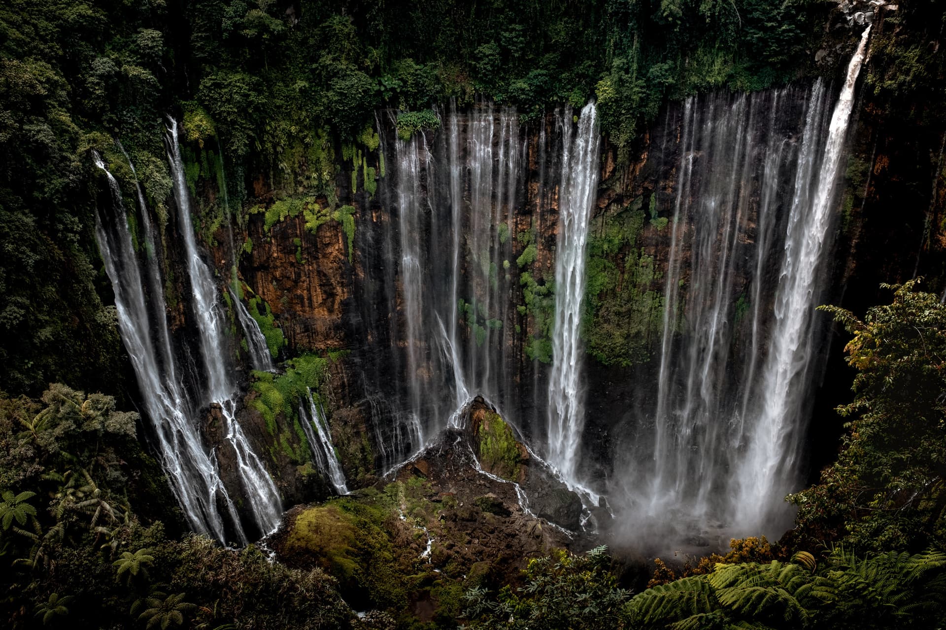Der Wasserfall Tumpak Sewu